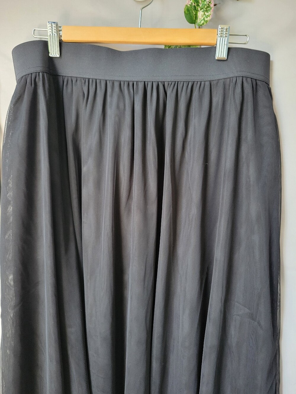 Boden Black Midi Skirt - Picture 4 of 12